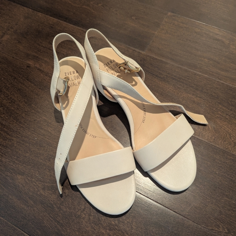 Ziera shoes- Beige Sandals Size 41